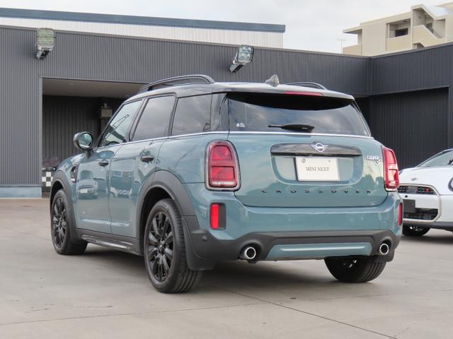 MINI クーパーSD クロスオーバー オール4 認定中古車・Bluetooth接続・バックカメラ・ユニオンジャックテールランプ・オートライ・追従機能・オートワイパー・ETC付き・ALL4・LEDライト・オットマン(60枚目)