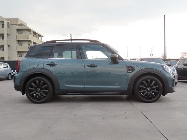 MINI クーパーSD クロスオーバー オール4 認定中古車・Bluetooth接続・バックカメラ・ユニオンジャックテールランプ・オートライ・追従機能・オートワイパー・ETC付き・ALL4・LEDライト・オットマン(63枚目)
