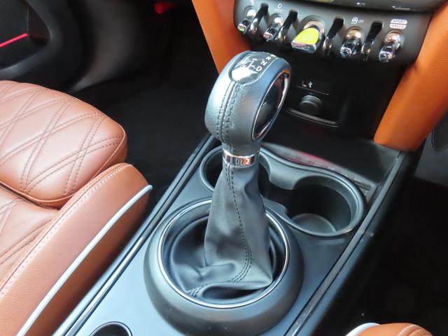 ＭＩＮＩ クーパーＳ　Ｅ　クロスオーバー　オール４　純正ナビ・純正バックカメラ・アダプティブクルーズコントロール・ＥＴＣ・純正シートヒーター・レザーシート・Ｂｌｕｅｔｏｏｔｈ・キーレス・コンフォートアクセス・認定中古車（12枚目）