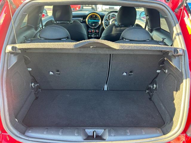 ＭＩＮＩ クーパーＳＤ　認定中古車・ユニオンジャックテールランプ・ＬＥＤライト・Ｂｌｕｅｔｏｏｔｈ接続・バックカメラ・純正ナビ・リッミター機能・軽油・オートワイパー・オートライト（47枚目）