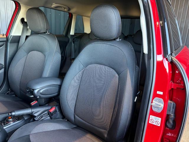 ＭＩＮＩ 　認定中古車・ユニオンジャックテールランプ・ＬＥＤライト・Ｂｌｕｅｔｏｏｔｈ接続・バックカメラ・純正ナビ・リッミター機能・軽油・オートワイパー・オートライト（41枚目）