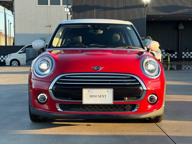 ＭＩＮＩ 　認定中古車・ユニオンジャックテールランプ・ＬＥＤライト・Ｂｌｕｅｔｏｏｔｈ接続・バックカメラ・純正ナビ・リッミター機能・軽油・オートワイパー・オートライト（52枚目）