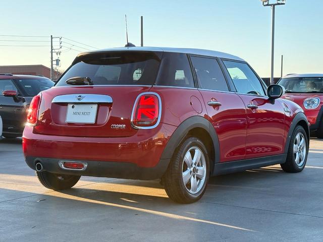 ＭＩＮＩ 　認定中古車・ユニオンジャックテールランプ・ＬＥＤライト・Ｂｌｕｅｔｏｏｔｈ接続・バックカメラ・純正ナビ・リッミター機能・軽油・オートワイパー・オートライト（57枚目）