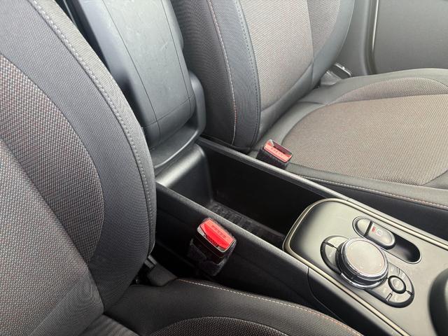 ＭＩＮＩ クーパーＤ　クロスオーバー　純正バックカメラ・純正ナビ・キーレス・コンフォートアクセス・アダプティブクルーズコントロール・ＥＴＣ・Ｂｌｕｅｔｏｏｔｈ・フォグランプ・電動格納ドアミラー・認定中古車（19枚目）