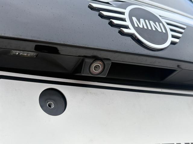 ＭＩＮＩ クーパーＤ　クロスオーバー　純正バックカメラ・純正ナビ・キーレス・コンフォートアクセス・アダプティブクルーズコントロール・ＥＴＣ・Ｂｌｕｅｔｏｏｔｈ・フォグランプ・電動格納ドアミラー・認定中古車（36枚目）