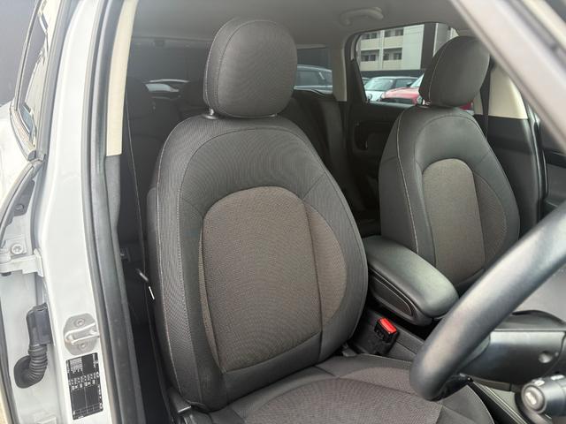 ＭＩＮＩ クーパーＤ　クロスオーバー　純正バックカメラ・純正ナビ・キーレス・コンフォートアクセス・アダプティブクルーズコントロール・ＥＴＣ・Ｂｌｕｅｔｏｏｔｈ・フォグランプ・電動格納ドアミラー・認定中古車（40枚目）