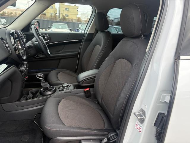 ＭＩＮＩ クーパーＤ　クロスオーバー　純正バックカメラ・純正ナビ・キーレス・コンフォートアクセス・アダプティブクルーズコントロール・ＥＴＣ・Ｂｌｕｅｔｏｏｔｈ・フォグランプ・電動格納ドアミラー・認定中古車（41枚目）