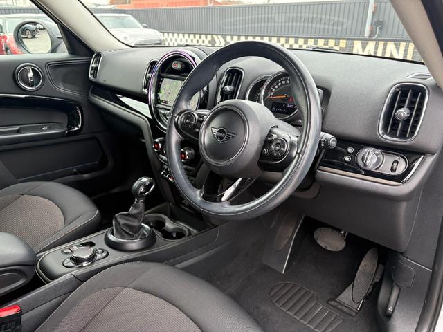 ＭＩＮＩ クーパーＤ　クロスオーバー　純正バックカメラ・純正ナビ・キーレス・コンフォートアクセス・アダプティブクルーズコントロール・ＥＴＣ・Ｂｌｕｅｔｏｏｔｈ・フォグランプ・電動格納ドアミラー・認定中古車（48枚目）