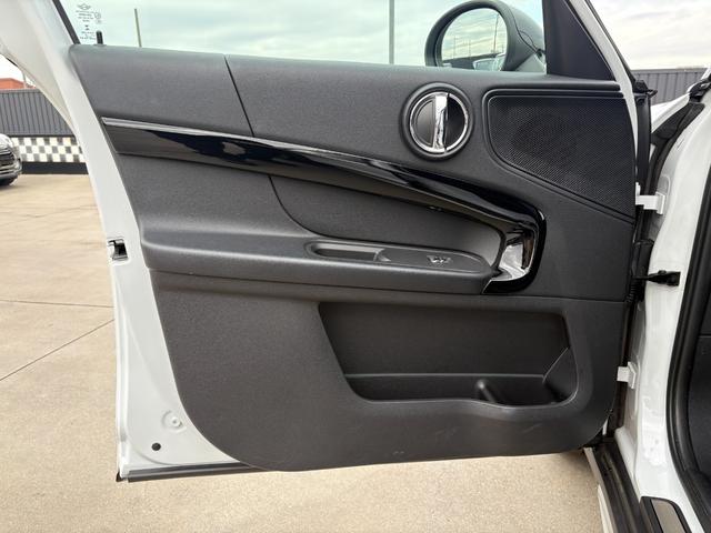 ＭＩＮＩ クーパーＤ　クロスオーバー　純正バックカメラ・純正ナビ・キーレス・コンフォートアクセス・アダプティブクルーズコントロール・ＥＴＣ・Ｂｌｕｅｔｏｏｔｈ・フォグランプ・電動格納ドアミラー・認定中古車（49枚目）