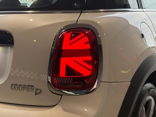 ＭＩＮＩ クーパーＤプレミアムプラスパッケージクラシックトリム　アップルカープレイ・純正バックカメラ・純正シートヒーター・ワイヤレスチャージング・ＥＴＣ・キーレス・コンフォートアクセス・Ｂｌｕｅｔｏｏｔｈ・プレミアムプラスパッケージ・認定中古車（32枚目）
