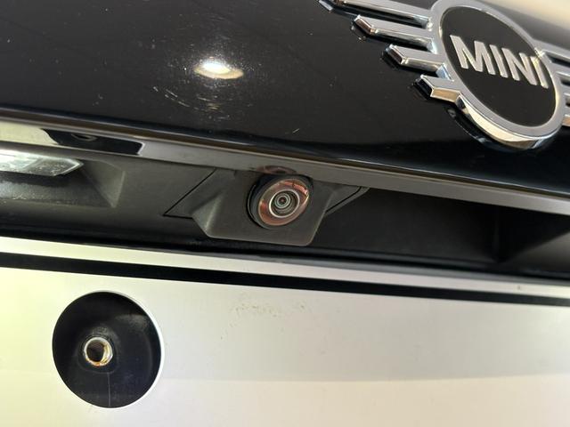 ＭＩＮＩ クーパーＤプレミアムプラスパッケージクラシックトリム　アップルカープレイ・純正バックカメラ・純正シートヒーター・ワイヤレスチャージング・ＥＴＣ・キーレス・コンフォートアクセス・Ｂｌｕｅｔｏｏｔｈ・プレミアムプラスパッケージ・認定中古車（35枚目）