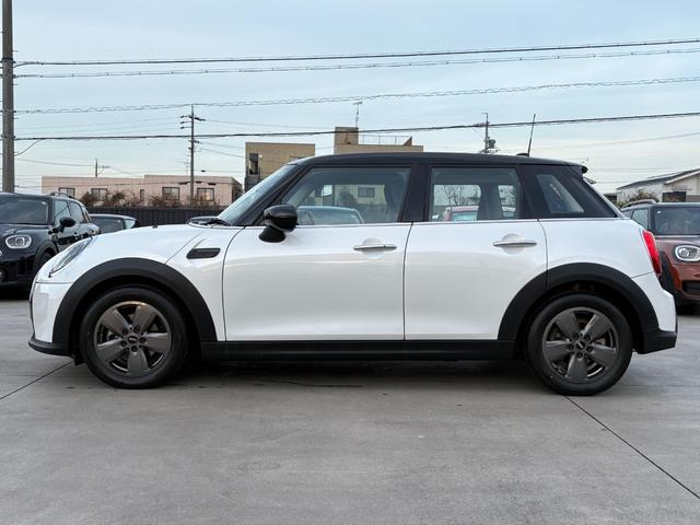 ＭＩＮＩ クーパーＤプレミアムプラスパッケージクラシックトリム　アップルカープレイ・純正バックカメラ・純正シートヒーター・ワイヤレスチャージング・ＥＴＣ・キーレス・コンフォートアクセス・Ｂｌｕｅｔｏｏｔｈ・プレミアムプラスパッケージ・認定中古車（58枚目）