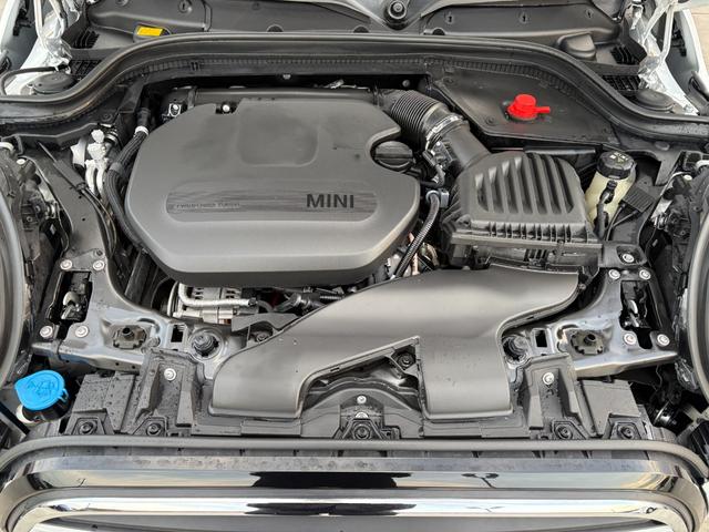 ＭＩＮＩ クーパーＤプレミアムプラスパッケージクラシックトリム　アップルカープレイ・純正バックカメラ・純正シートヒーター・ワイヤレスチャージング・ＥＴＣ・キーレス・コンフォートアクセス・Ｂｌｕｅｔｏｏｔｈ・プレミアムプラスパッケージ・認定中古車（64枚目）