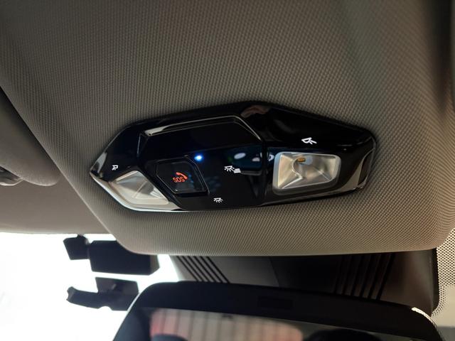 ���[�����C�g�ł�