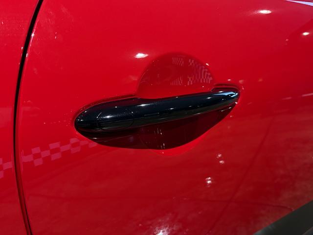 �R���t�H�[�g�A�N�Z�X���t���Ă��܂��B�����J�o���̒��ɓ����Ă��Ă�����\�ł��B