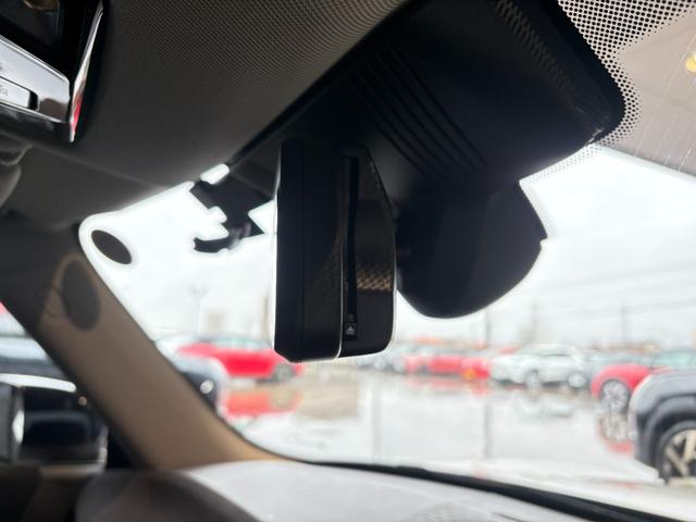 ＭＩＮＩ クーパーＣ　クラシック・トリム　純正ナビ・アップルカープレイ・アンドロイドオート・シートヒーター・ステアリングヒーター・キーレス・Ｂｌｕｅｔｏｏｔｈ・アダプティブクルーズコントロール・認定中古車（22枚目）