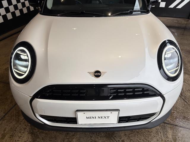 ＭＩＮＩ クーパーＣ　クラシック・トリム　純正ナビ・アップルカープレイ・アンドロイドオート・シートヒーター・ステアリングヒーター・キーレス・Ｂｌｕｅｔｏｏｔｈ・アダプティブクルーズコントロール・認定中古車（25枚目）