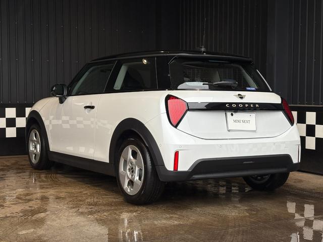 ＭＩＮＩ クーパーＣ　クラシック・トリム　純正ナビ・アップルカープレイ・アンドロイドオート・シートヒーター・ステアリングヒーター・キーレス・Ｂｌｕｅｔｏｏｔｈ・アダプティブクルーズコントロール・認定中古車（52枚目）