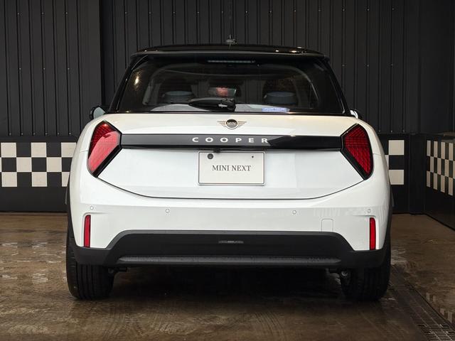 ＭＩＮＩ クーパーＣ　クラシック・トリム　純正ナビ・アップルカープレイ・アンドロイドオート・シートヒーター・ステアリングヒーター・キーレス・Ｂｌｕｅｔｏｏｔｈ・アダプティブクルーズコントロール・認定中古車（53枚目）
