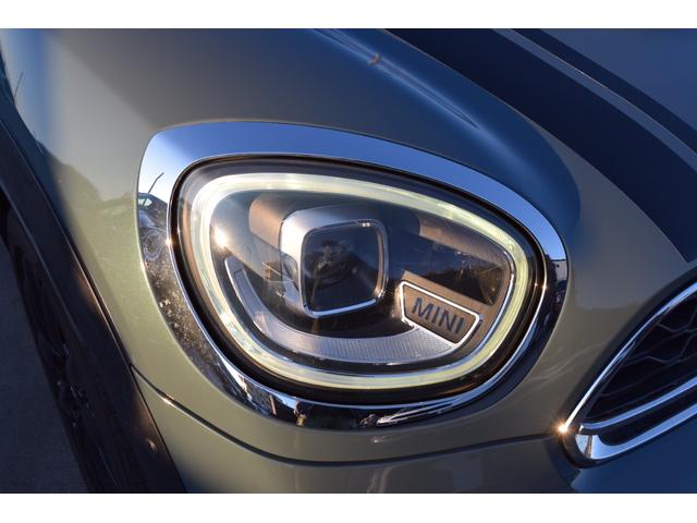 �k�d�c�w�b�h���C�g�̓C���~�l�[�V���������O�E�w�b�h���C�g�E�n�C�r�[���E�t�H�O���C�g�̑S�Ăɂk�d�c�𓱓����Ă��܂��B��ԑΌ��Ԃɕs����^���邱�ƂȂ����S�ׂ̈ɃN���A�Ȏ��E���m�ۂł��܂��B