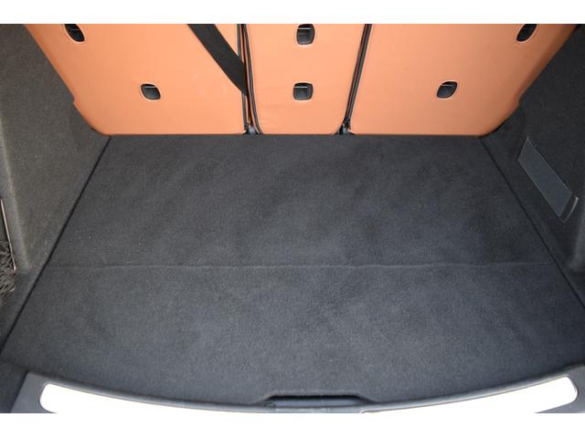 ���Q�b�W�X�y�[�X�͓�d��ɂȂ��Ă��܂��B���[�X�y�[�X����R����܂��B