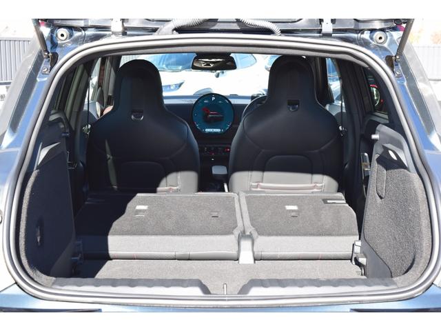 �㕔���Ȃ�|���ƁA����ɉו������邱�Ƃ��ł��܂��B