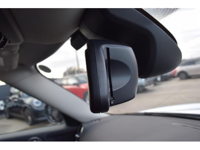 �d�s�b�������[���~���[�F�����hΉ@�\�t���Ŗ�ԉ^�]���̔����ጸ���Ă���܂��B