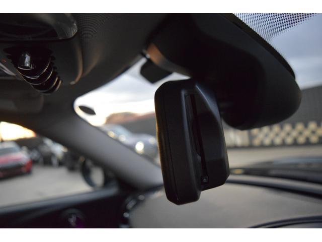 ＭＩＮＩ クーパーＤクラブマン　ファーストＰクラシック・トリム　純正ナビ・純正バックカメラ・アイドリングストップ・Ｂｌｕｅｔｏｏｔｈ・アダプティブクルーズ・ＥＴＣ・キーレス・コンフォートアクセス・認定中古車・ＬＥＤライト・オートライト（26枚目）