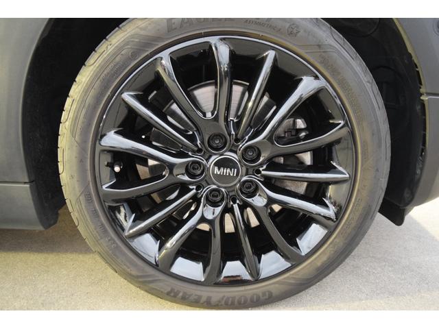 ＭＩＮＩ クーパーＤクラブマン　ファーストＰクラシック・トリム　純正ナビ・純正バックカメラ・アイドリングストップ・Ｂｌｕｅｔｏｏｔｈ・アダプティブクルーズ・ＥＴＣ・キーレス・コンフォートアクセス・認定中古車・ＬＥＤライト・オートライト（39枚目）