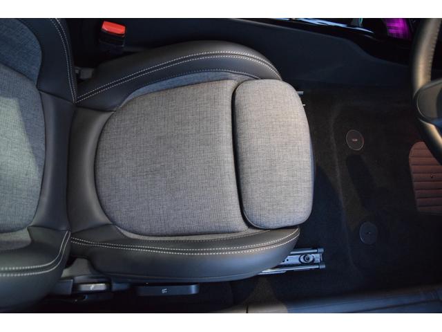 ＭＩＮＩ クーパーＤクラブマン　ファーストＰクラシック・トリム　純正ナビ・純正バックカメラ・アイドリングストップ・Ｂｌｕｅｔｏｏｔｈ・アダプティブクルーズ・ＥＴＣ・キーレス・コンフォートアクセス・認定中古車・ＬＥＤライト・オートライト（41枚目）