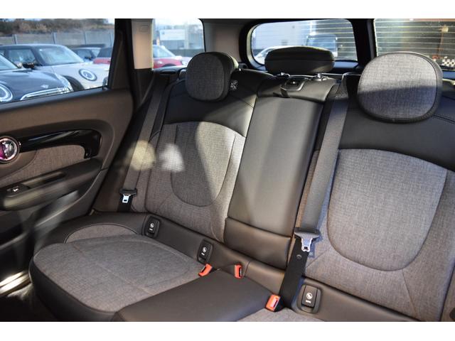 ＭＩＮＩ クーパーＤクラブマン　ファーストＰクラシック・トリム　純正ナビ・純正バックカメラ・アイドリングストップ・Ｂｌｕｅｔｏｏｔｈ・アダプティブクルーズ・ＥＴＣ・キーレス・コンフォートアクセス・認定中古車・ＬＥＤライト・オートライト（46枚目）