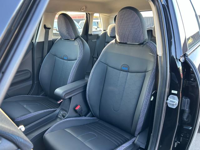 ＭＩＮＩ クーパーＣ　クラシック・トリム　純正ナビ・純正バックカメラ・純正シートヒーター・アップルカープレイ・アンドロイドオート・アダプティブクルーズコントロール・Ｂｌｕｅｔｏｏｔｈ・キーレス・ステアリングヒーター・ＥＴＣ・認定中古車（39枚目）