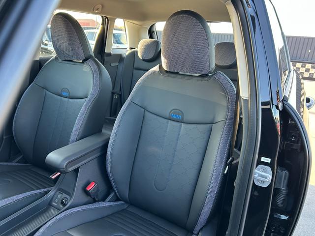ＭＩＮＩ クーパーＣ　クラシック・トリム　純正ナビ・純正バックカメラ・純正シートヒーター・アップルカープレイ・アンドロイドオート・アダプティブクルーズコントロール・Ｂｌｕｅｔｏｏｔｈ・キーレス・ステアリングヒーター・ＥＴＣ・認定中古車（41枚目）