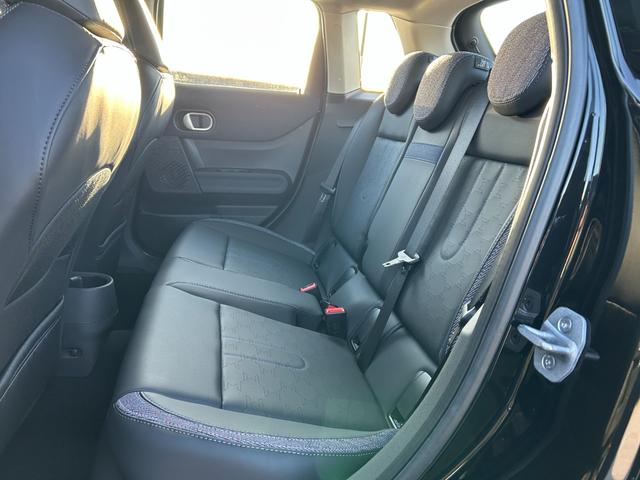 ＭＩＮＩ クーパーＣ　クラシック・トリム　純正ナビ・純正バックカメラ・純正シートヒーター・アップルカープレイ・アンドロイドオート・アダプティブクルーズコントロール・Ｂｌｕｅｔｏｏｔｈ・キーレス・ステアリングヒーター・ＥＴＣ・認定中古車（43枚目）