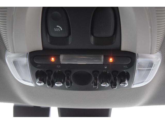 MINI クーパーD クロスオーバーオール4 クラシックトリム 純正ナビ・バックカメラ・ユニオンジャックテールランプ・オートライト・アダクティブクルーズ・オートライト装備・ETC付き・フォグランプ・オットマン・認定中古車(24枚目)