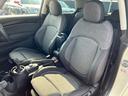 助手席：特に大きなシミ・ほつれ・汚れ等は確認できませんでした。