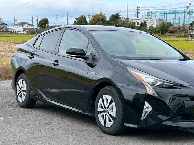 プリウス A バックカメラ 純正ナビ(フルセグTV/Bluetooth/AM/FM/CD/DVD)純正15インチAW ETC パークアシスト クルーズコントロール ドラレコ LEDヘッド オートマチックハイビーム(2枚目)