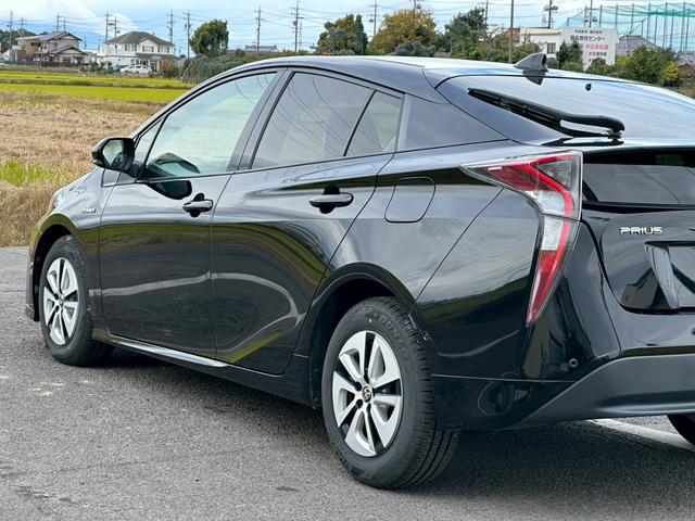 プリウス A バックカメラ 純正ナビ(フルセグTV/Bluetooth/AM/FM/CD/DVD)純正15インチAW ETC パークアシスト クルーズコントロール ドラレコ LEDヘッド オートマチックハイビーム(12枚目)