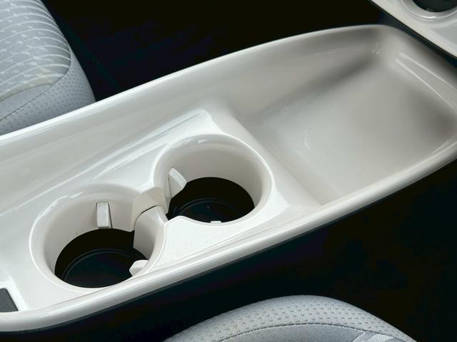 プリウス A バックカメラ 純正ナビ(フルセグTV/Bluetooth/AM/FM/CD/DVD)純正15インチAW ETC パークアシスト クルーズコントロール ドラレコ LEDヘッド オートマチックハイビーム(36枚目)