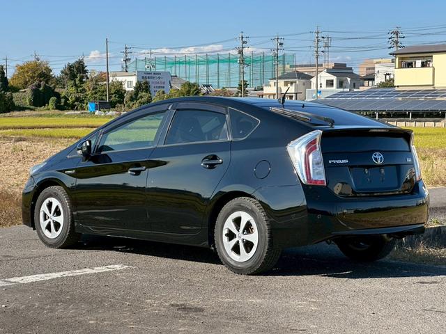 プリウス Ｓ　純正ナビ（ＡＭ／ＦＭ／ＣＤ／ワンセグＴＶ／ＳＤ／Ｂｌｕｅｔｏｏｔｈ／ＡＵＸ）バックカメラ　コーナーセンサー　盗難防止システム　キーレス　電動格納ミラー　ＨＩＤ　オートライト　オートエアコン（11枚目）