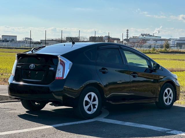 プリウス Ｓ　純正ナビ（ＡＭ／ＦＭ／ＣＤ／ワンセグＴＶ／ＳＤ／Ｂｌｕｅｔｏｏｔｈ／ＡＵＸ）バックカメラ　コーナーセンサー　盗難防止システム　キーレス　電動格納ミラー　ＨＩＤ　オートライト　オートエアコン（16枚目）