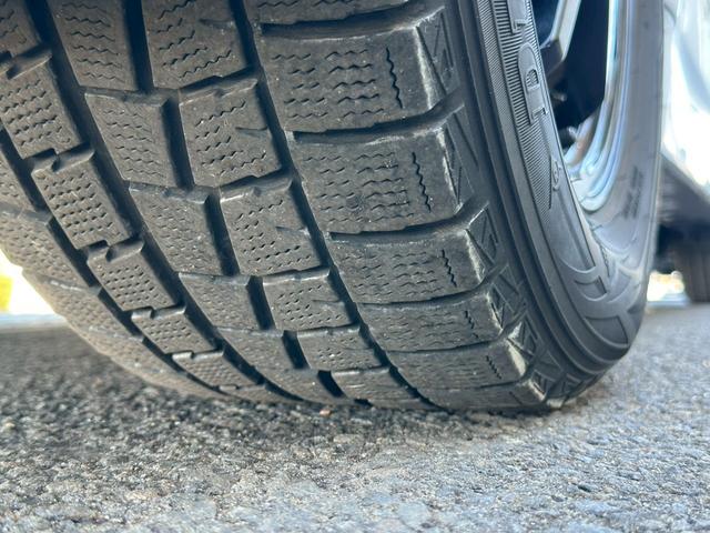 プリウス Ｓ　純正ナビ（ＡＭ／ＦＭ／ＣＤ／ワンセグＴＶ／ＳＤ／Ｂｌｕｅｔｏｏｔｈ／ＡＵＸ）バックカメラ　コーナーセンサー　盗難防止システム　キーレス　電動格納ミラー　ＨＩＤ　オートライト　オートエアコン（47枚目）