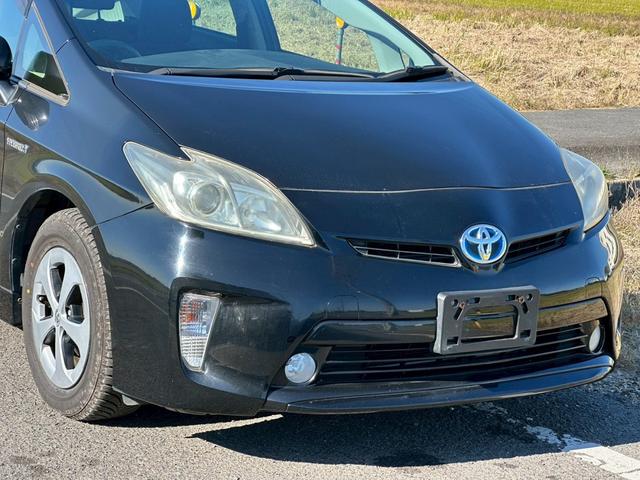 プリウス Ｓ　純正ナビ（ＣＤ／ＦＭ／ＡＭ／ワンセグＴＶ／Ｂｌｕｅｔｈｏｏｔｈ／）盗難防止システム　キーレス　電動格納ミラー　ＨＩＤ　オートライト　オートエアコン（3枚目）