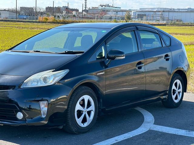 プリウス Ｓ　純正ナビ（ＣＤ／ＦＭ／ＡＭ／ワンセグＴＶ／Ｂｌｕｅｔｈｏｏｔｈ／）盗難防止システム　キーレス　電動格納ミラー　ＨＩＤ　オートライト　オートエアコン（7枚目）