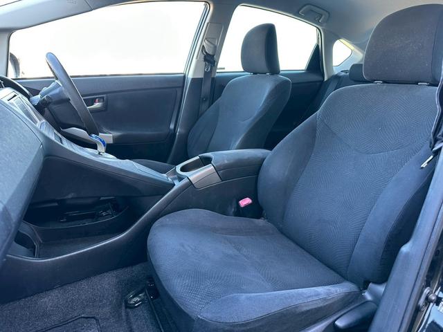 プリウス Ｓ　純正ナビ（ＣＤ／ＦＭ／ＡＭ／ワンセグＴＶ／Ｂｌｕｅｔｈｏｏｔｈ／）盗難防止システム　キーレス　電動格納ミラー　ＨＩＤ　オートライト　オートエアコン（21枚目）