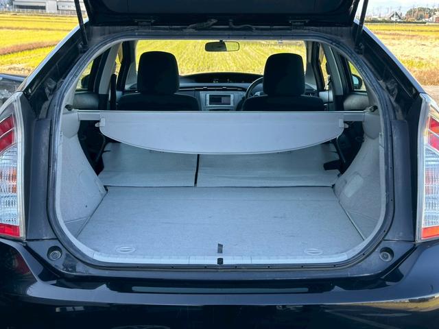 プリウス Ｓ　純正ナビ（ＣＤ／ＦＭ／ＡＭ／ワンセグＴＶ／Ｂｌｕｅｔｈｏｏｔｈ／）盗難防止システム　キーレス　電動格納ミラー　ＨＩＤ　オートライト　オートエアコン（41枚目）