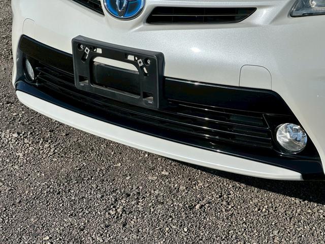 プリウス S カーオーディオ(CD/USB/AUX)盗難防止システム キーレス 電動格納ミラー HID オートライト オートエアコン(8枚目)
