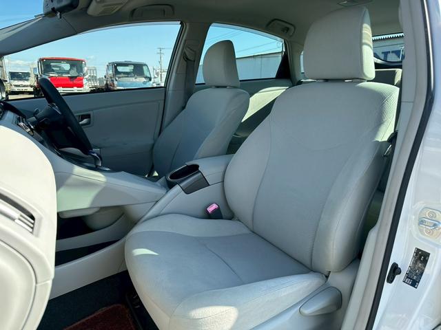プリウス S カーオーディオ(CD/USB/AUX)盗難防止システム キーレス 電動格納ミラー HID オートライト オートエアコン(23枚目)