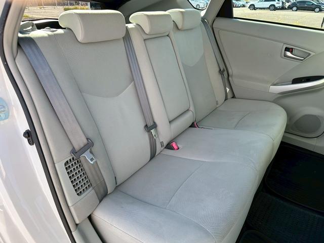 プリウス S カーオーディオ(CD/USB/AUX)盗難防止システム キーレス 電動格納ミラー HID オートライト オートエアコン(24枚目)