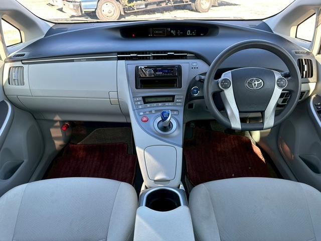 プリウス S カーオーディオ(CD/USB/AUX)盗難防止システム キーレス 電動格納ミラー HID オートライト オートエアコン(26枚目)